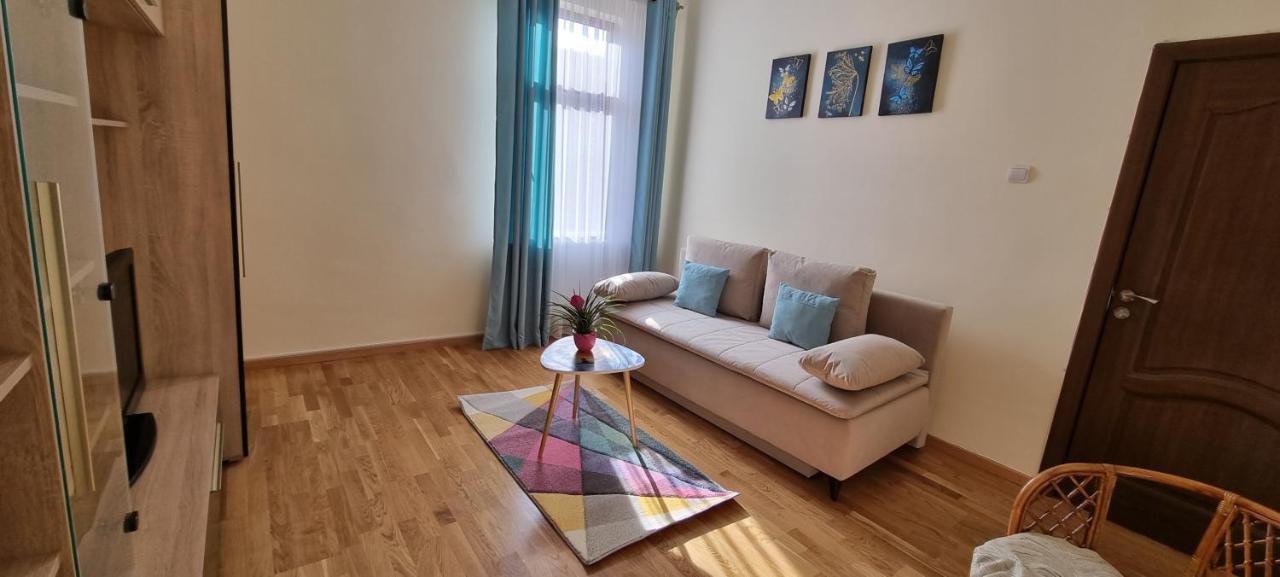 בראשוב Happy Mood Apartments מראה חיצוני תמונה