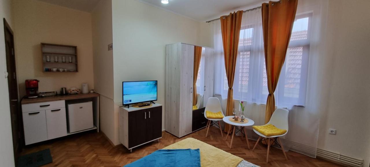 בראשוב Happy Mood Apartments מראה חיצוני תמונה