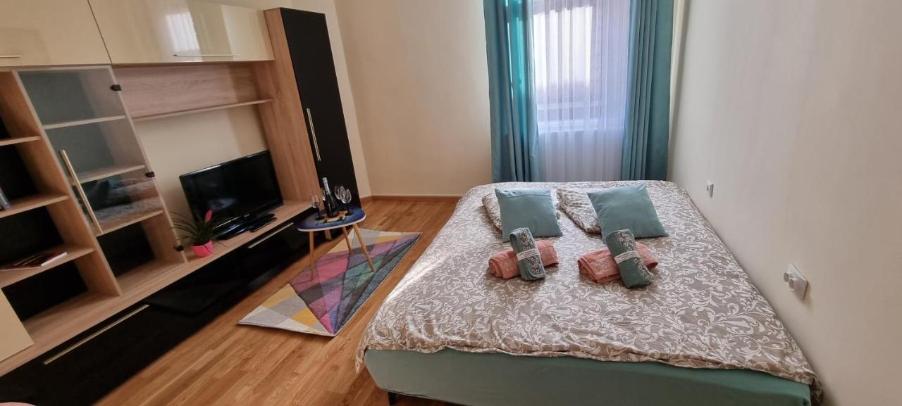 בראשוב Happy Mood Apartments מראה חיצוני תמונה