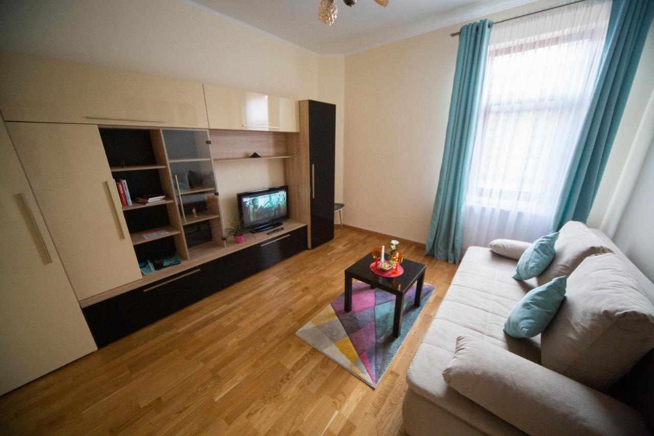 בראשוב Happy Mood Apartments מראה חיצוני תמונה