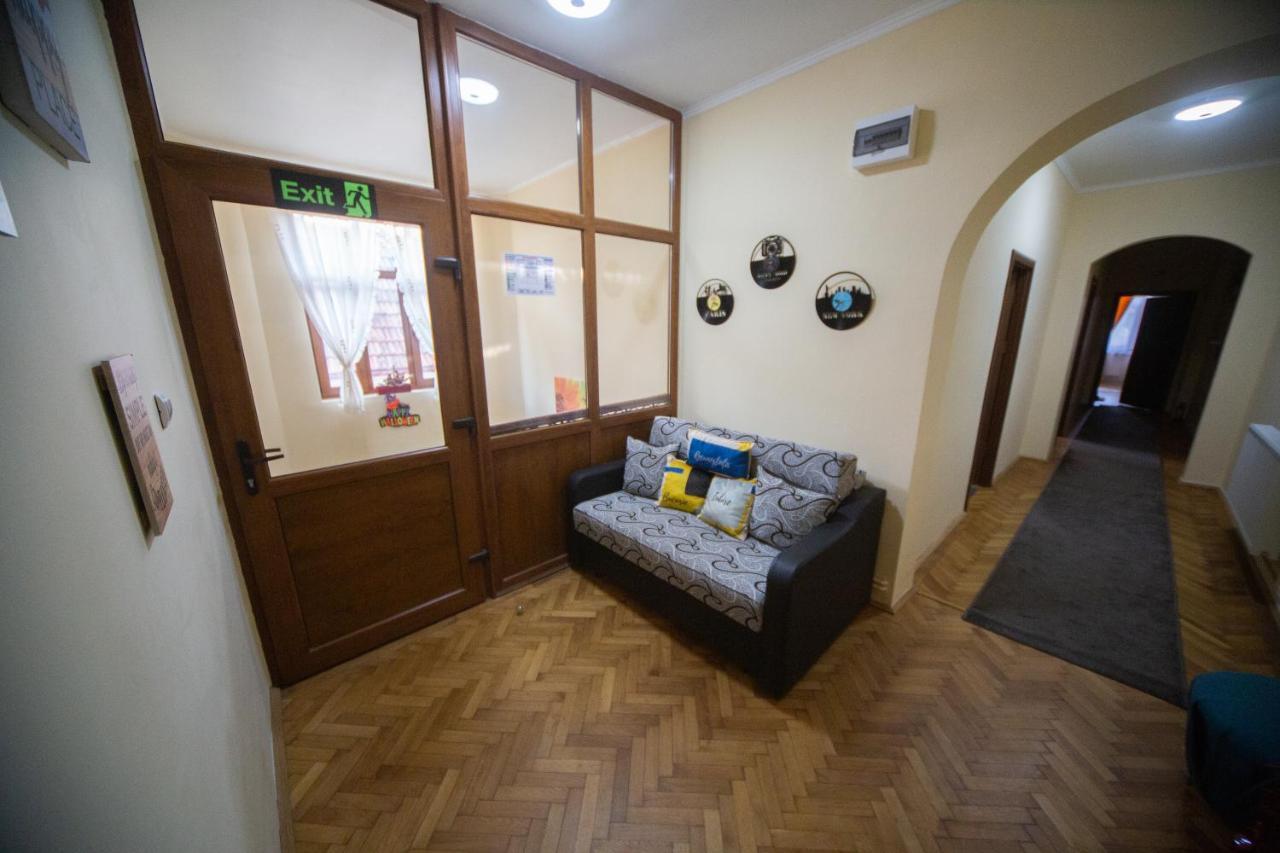 בראשוב Happy Mood Apartments מראה חיצוני תמונה