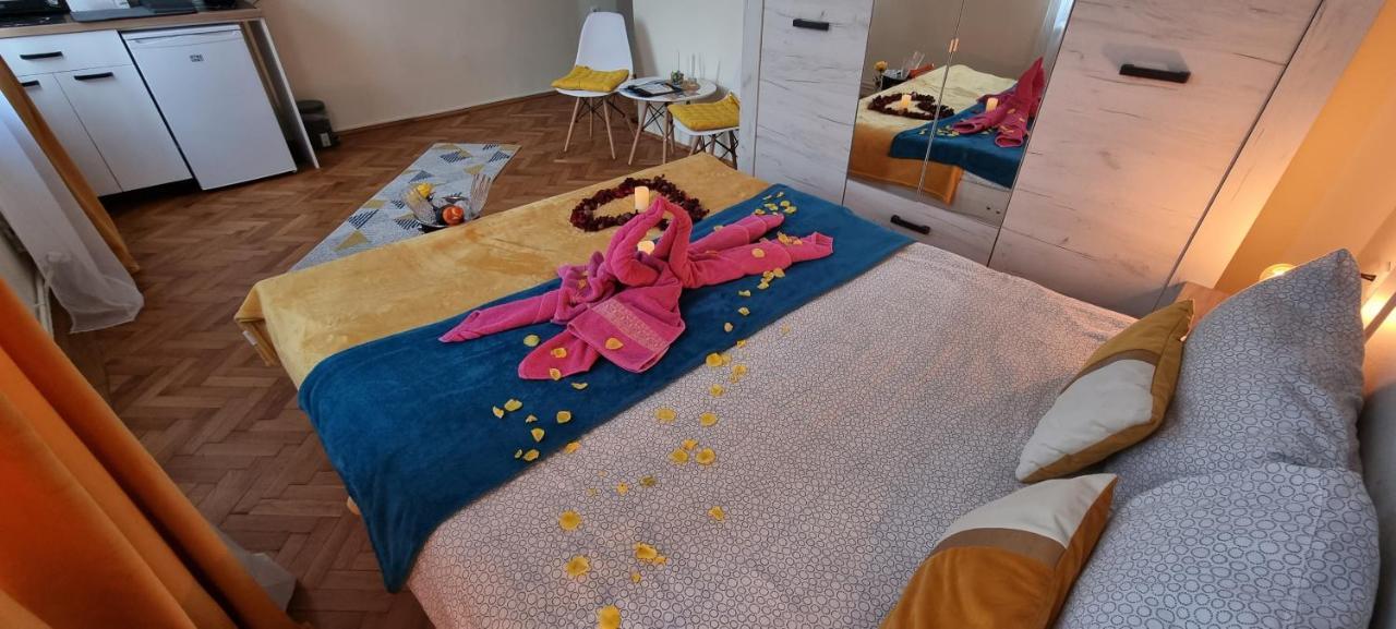 בראשוב Happy Mood Apartments מראה חיצוני תמונה
